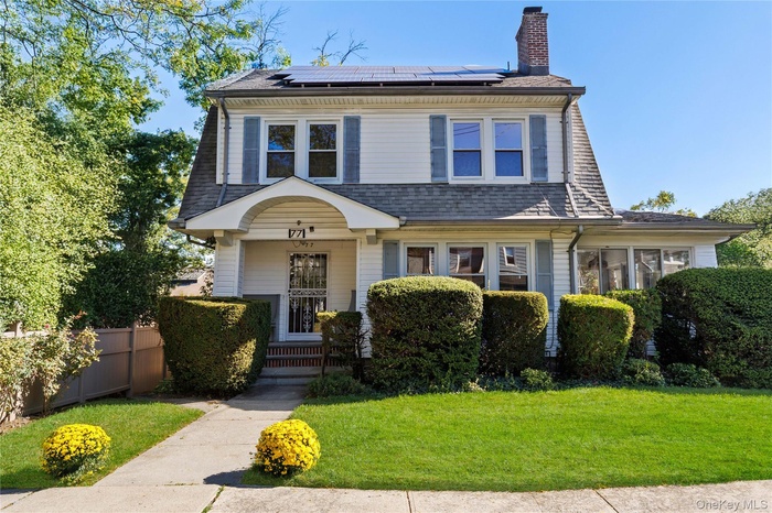 Welcome to 77 Hillside Avenue!