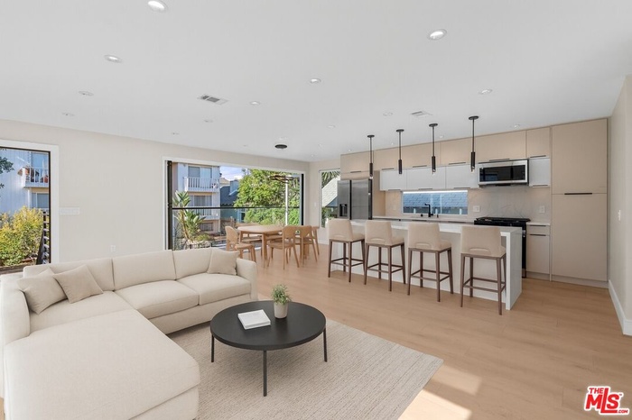 Living room - virtually staged