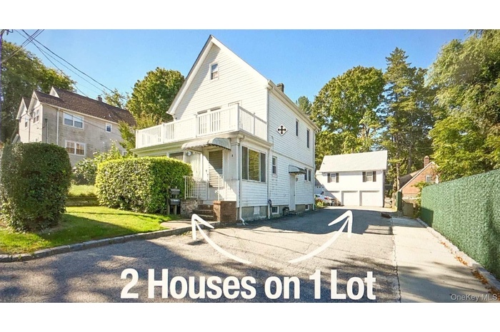 2 Houses on 1 Lot