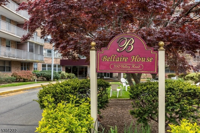Bellaire House