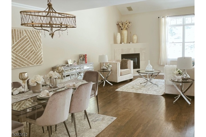 Living Dining Combo