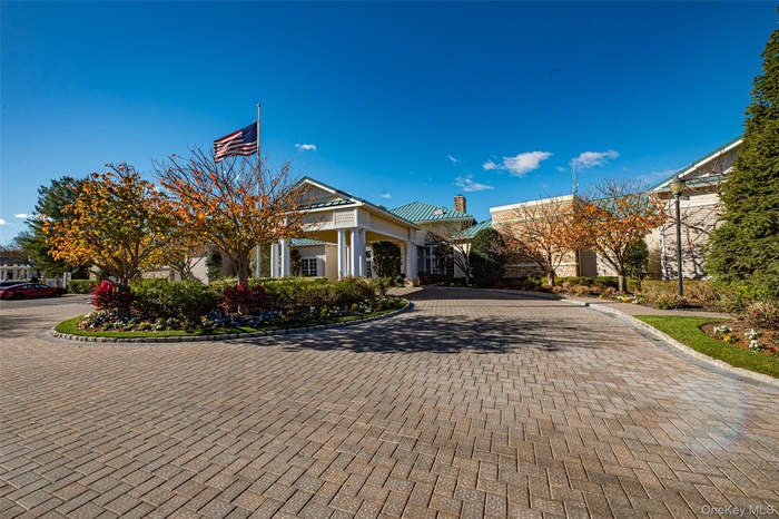 Hamlet Olde Oyster Bay