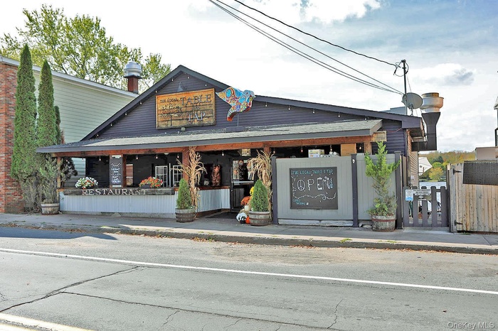 Sullivan County's hottest restaurant for sale!