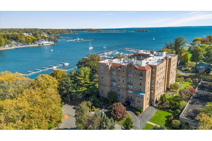 Highly desirable waterfront condominium with many ameneties!