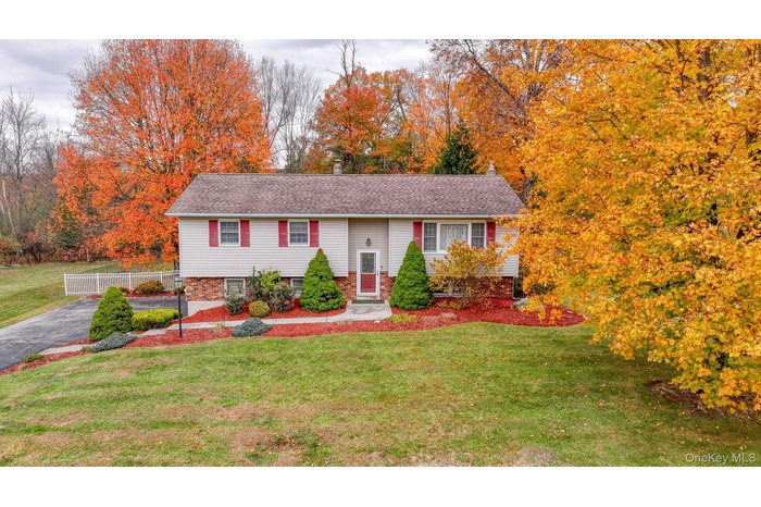 Well cared for home in the Minisink Valley School District.