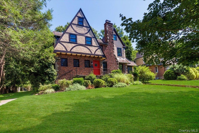 Welcome to your Tudor home in Shore Acres