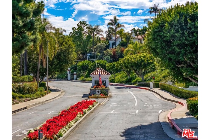 24HR guard gated security