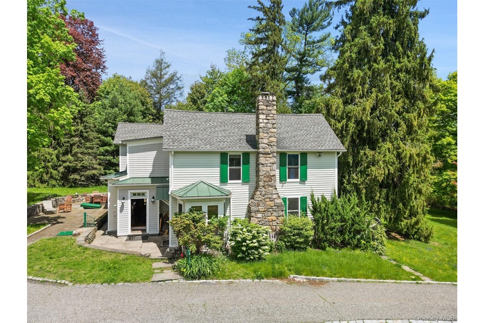 Side view of the 1860 Farmhouse