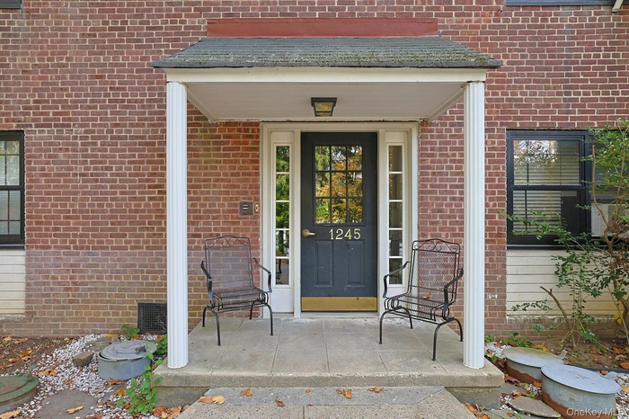 Garden style cooperative