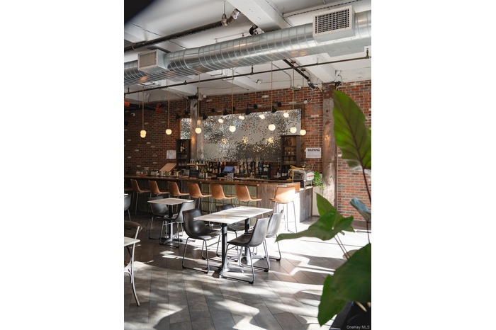 bar and eatting area