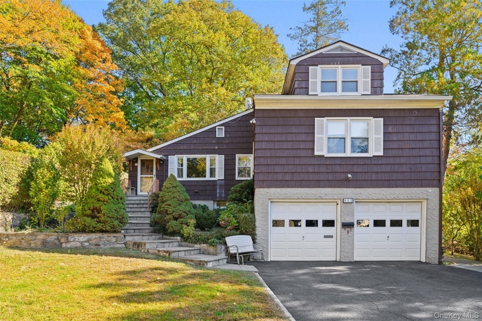 Welcome to 443 Benedict!