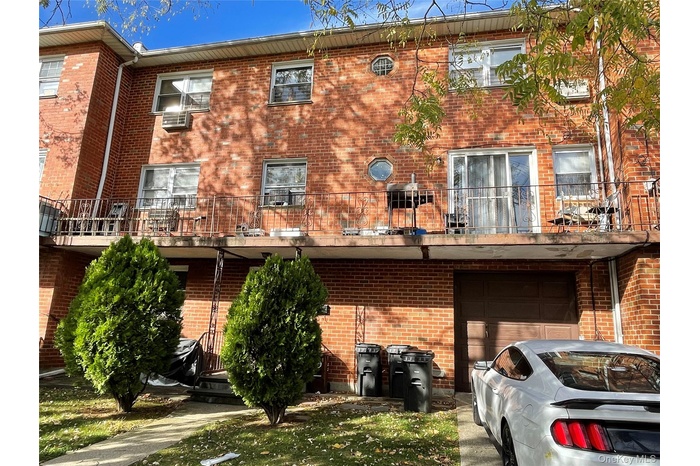 Front View of property