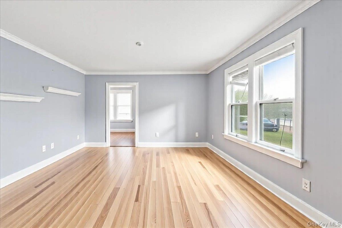 Unfurnished room