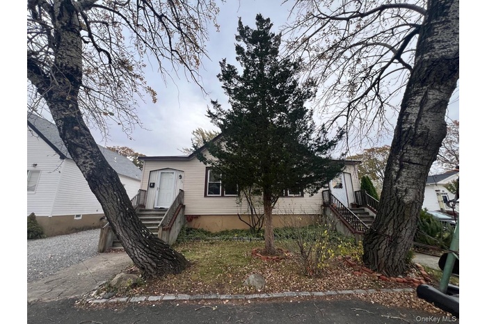 View of front facade