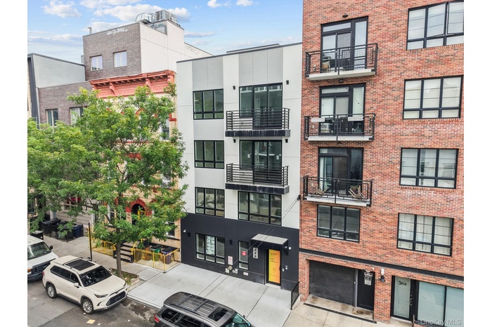 View of apartment building / complex