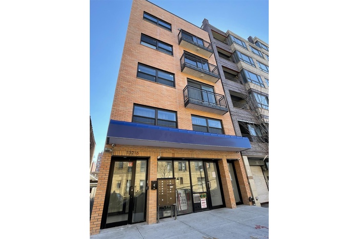 View of apartment building / complex