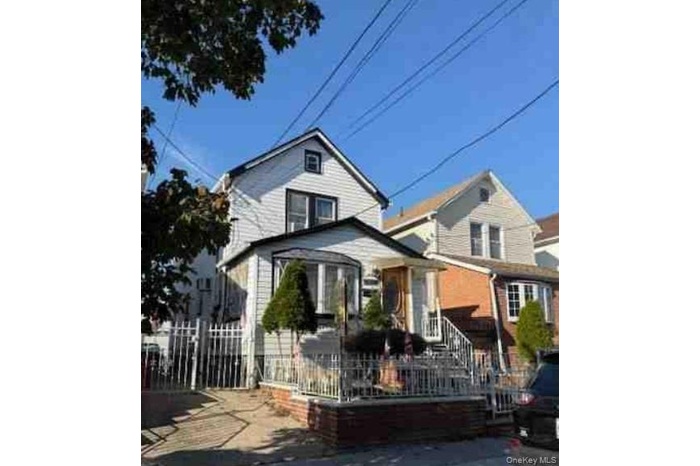 View of front facade