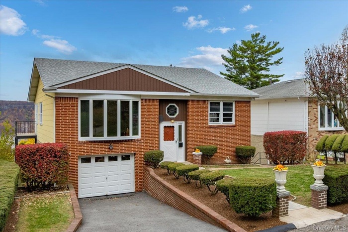 Presenting 183 Hudson Terrace