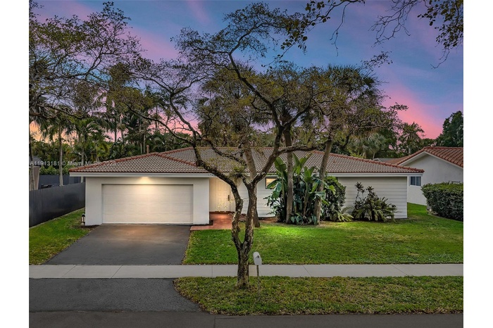 6360 Simmons St is a rare gem available in the heart of Miami Lakes!