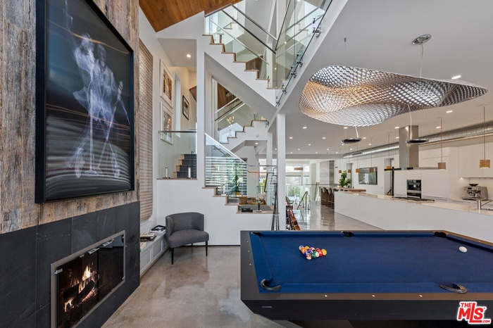 Family Room/Billiard Area