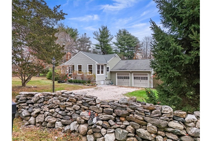 Welcome to your beautiful Farmhouse!