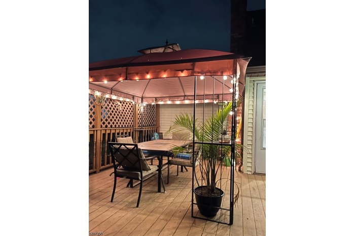 Perfect, Pretty Patio w/Gazebo