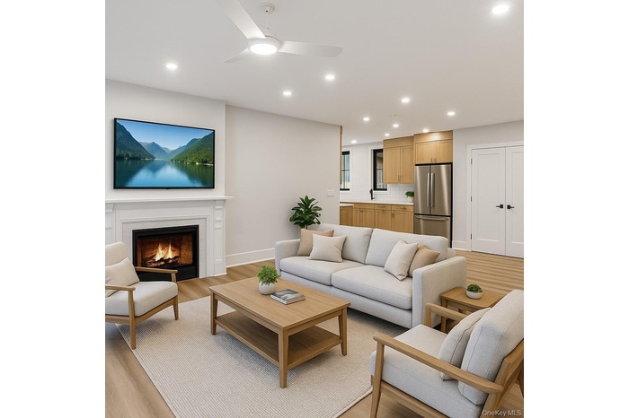 Virtually staged furniture