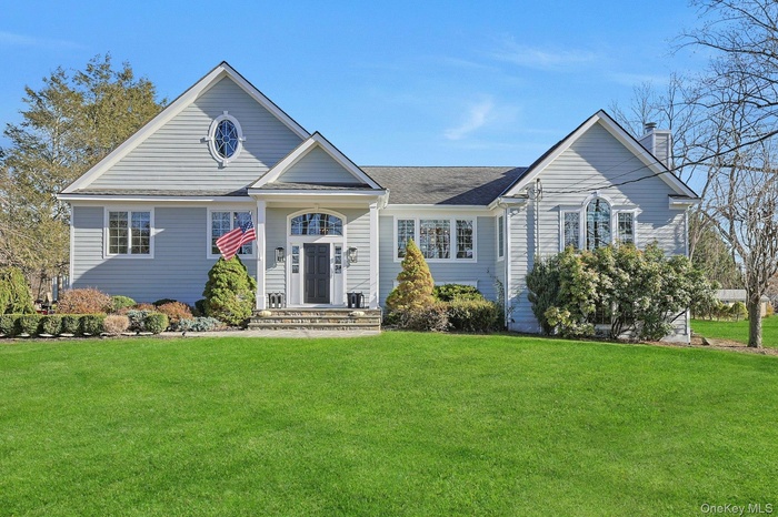 Welcome to 450 Westlake Drive!