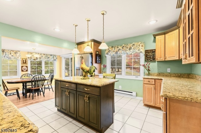 Kitchen/Open Concept