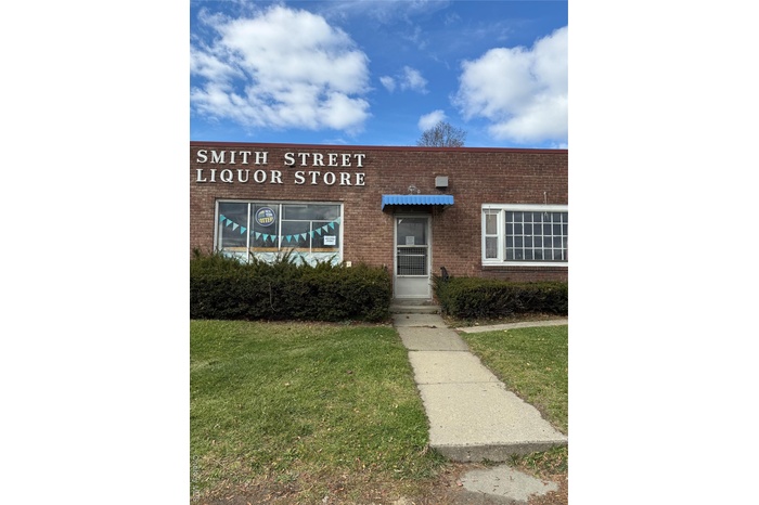 Front of liquor store exterior