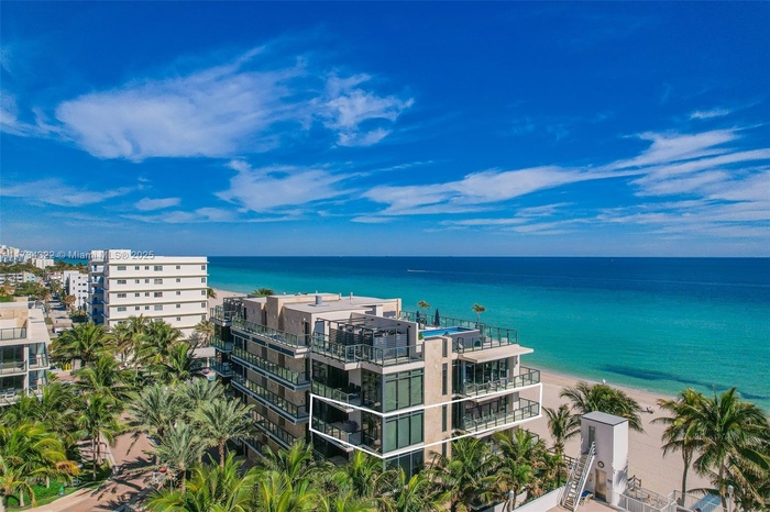 Stunning oceanfront condominium!