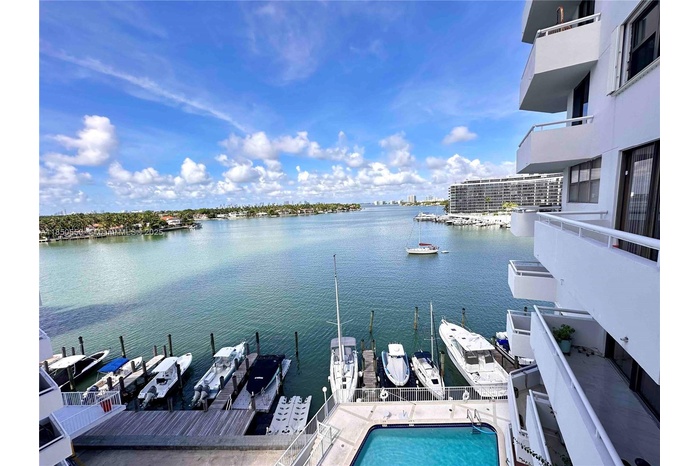 6830 Indian Creek Drive, Unit #6D, Miami Beach, FL 33141.  Indian Creek Club & Marina Condo North.