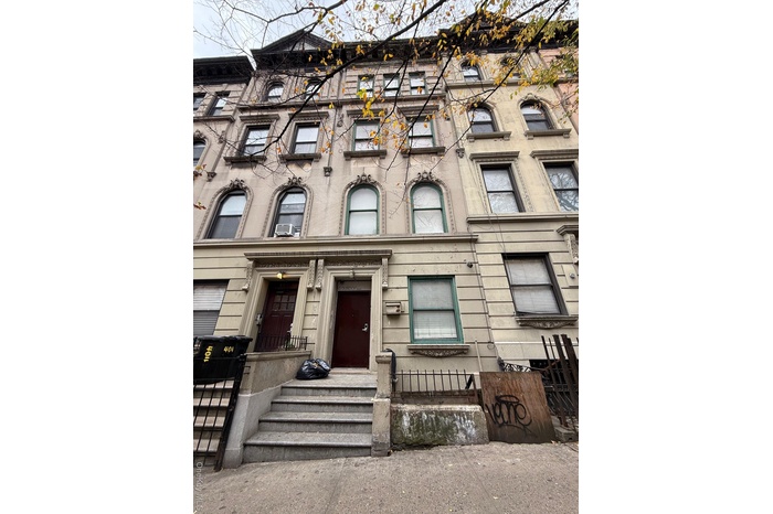 View of front facade