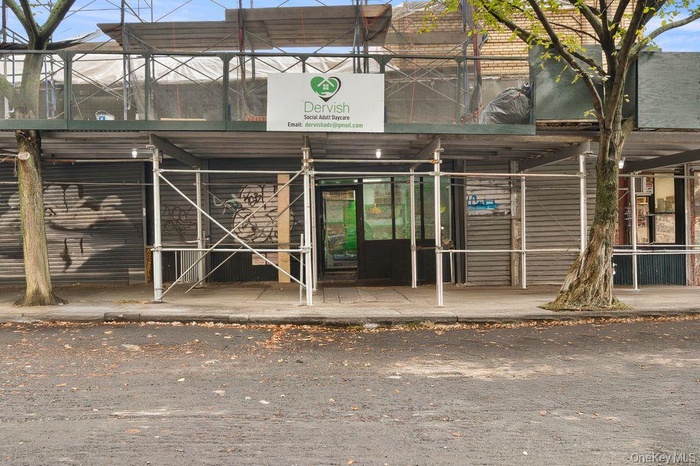 Entrance to property