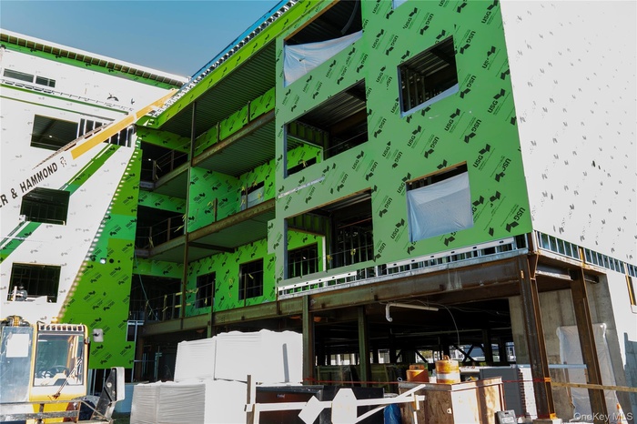 View of apartment building / complex