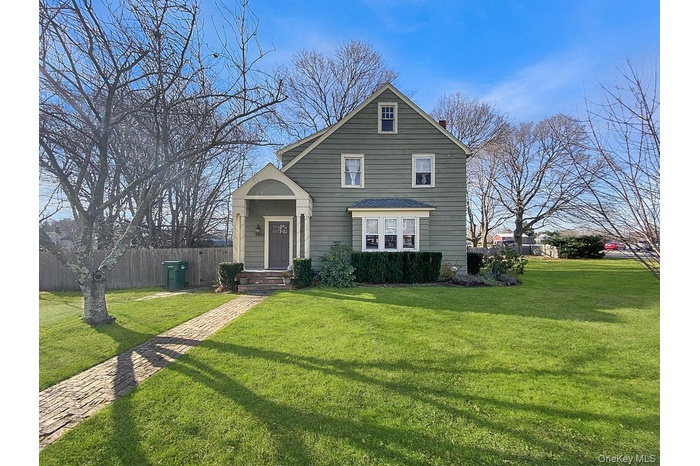 View of traditional-style home