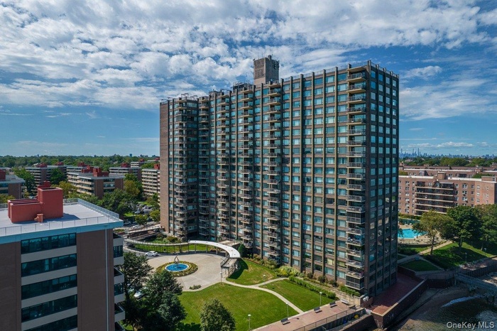 View of apartment building / complex featuring a view of city