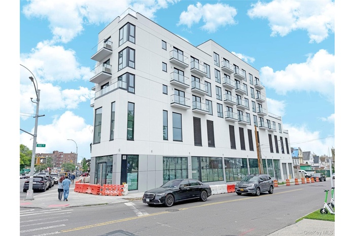 View of apartment building / complex