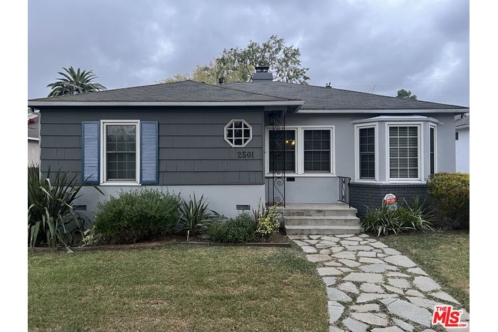 MORE PHOTOS COMING SOON