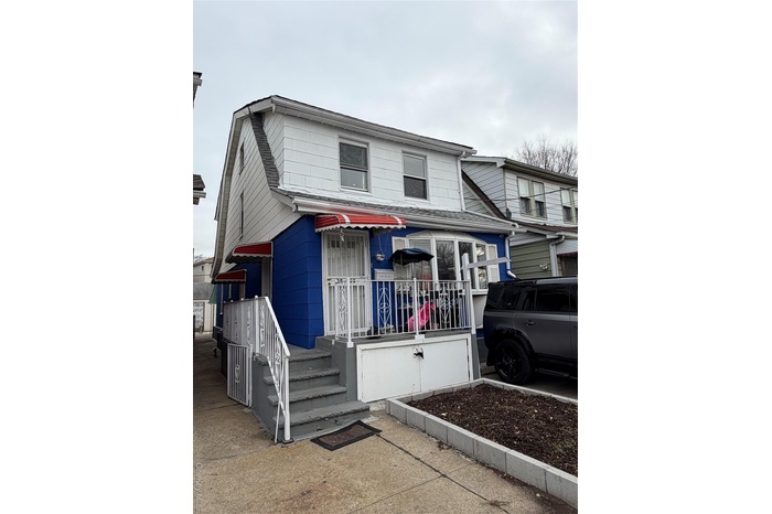View of front facade