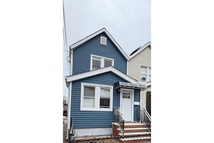 View of front facade