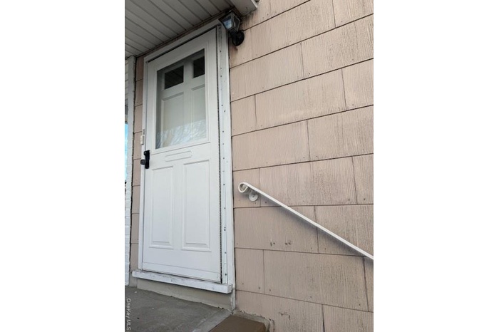 Entrance to property