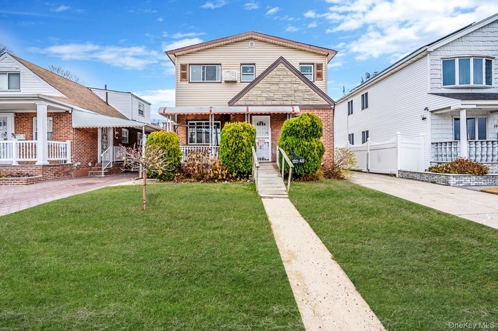 View of front facade