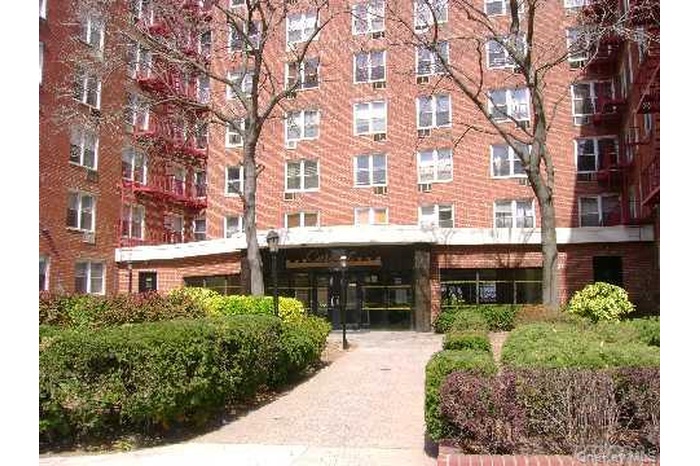 View of apartment building / complex