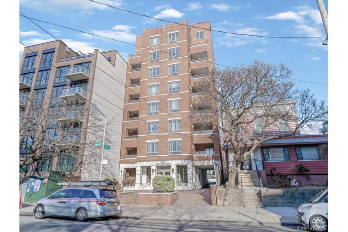 View of apartment building / complex