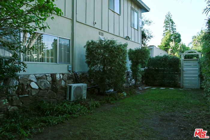 Private yard