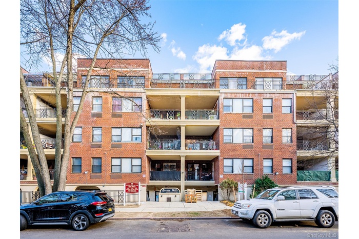 View of apartment building / complex