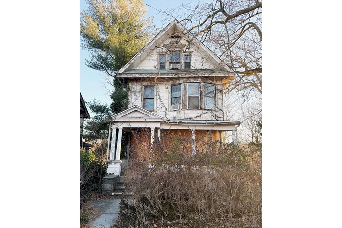 Welcome to 6 aka 10 Rossmore