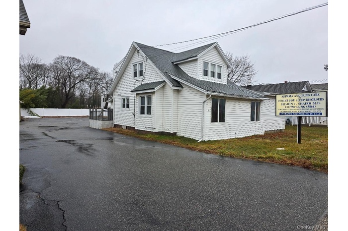 View of property exterior