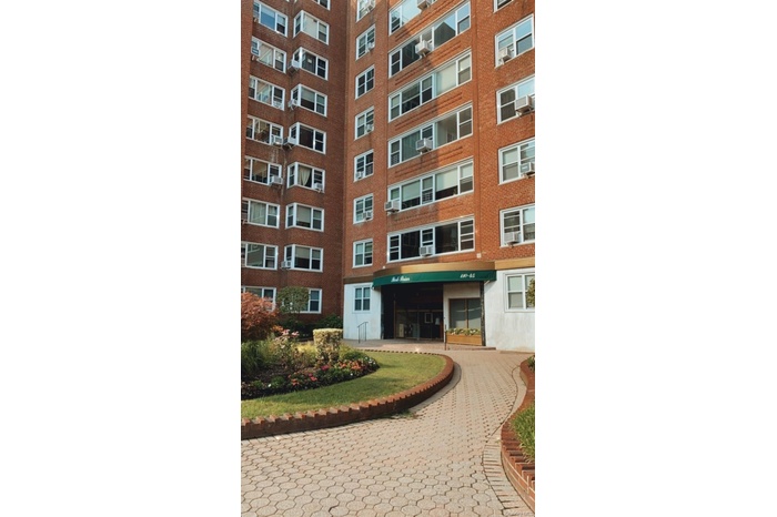 View of apartment building / complex